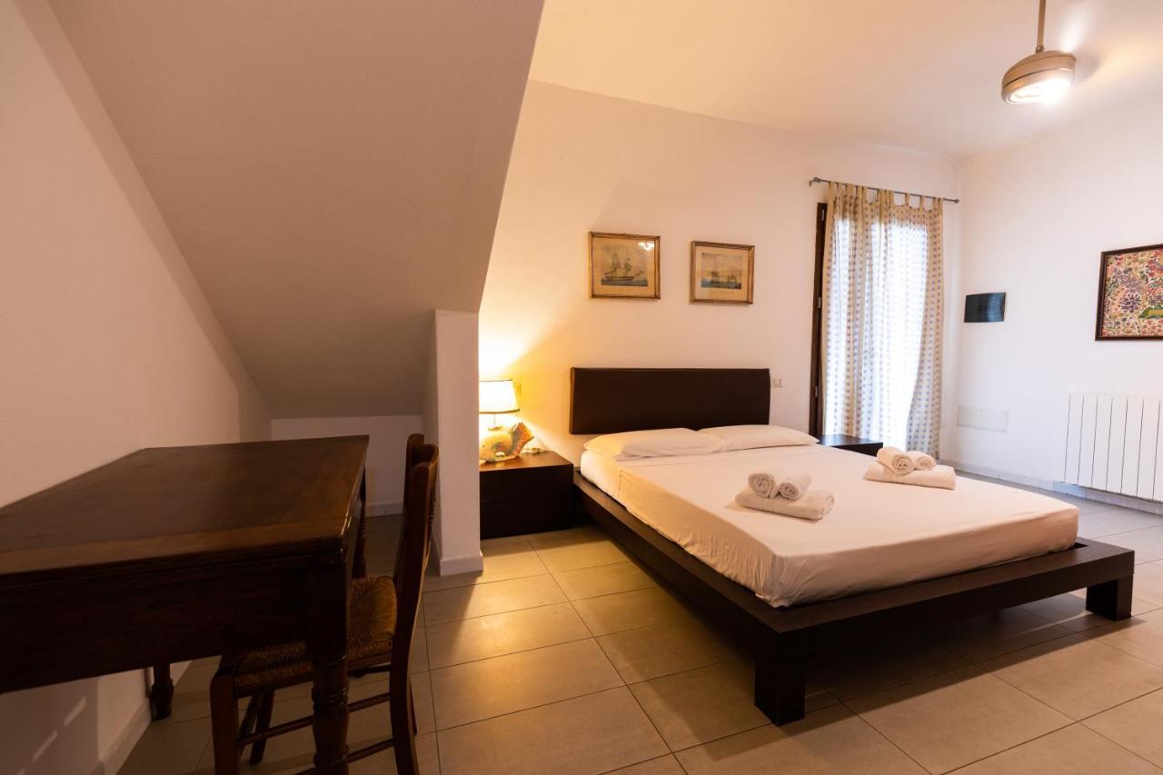 Theo'S Rooms Olbia Ngoại thất bức ảnh