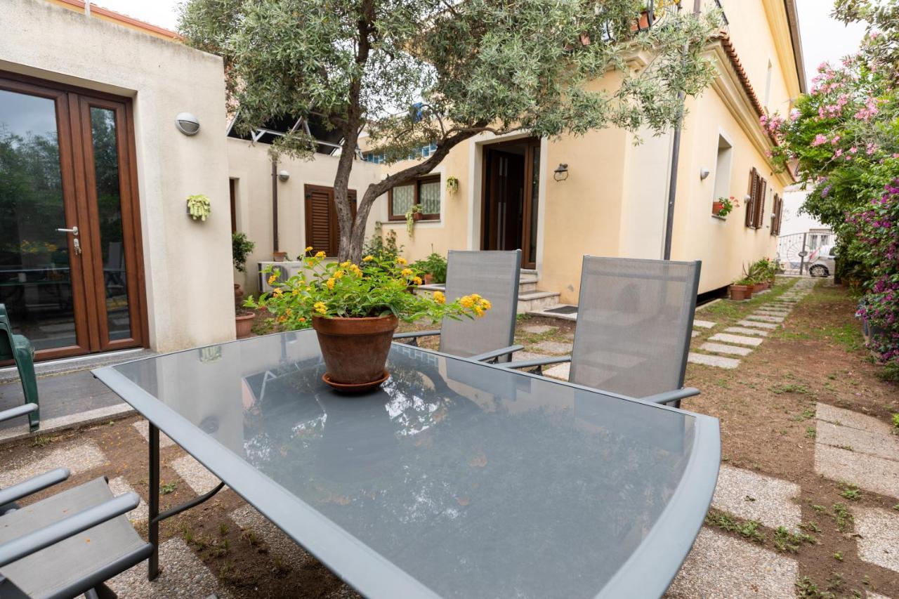 Theo'S Rooms Olbia Ngoại thất bức ảnh