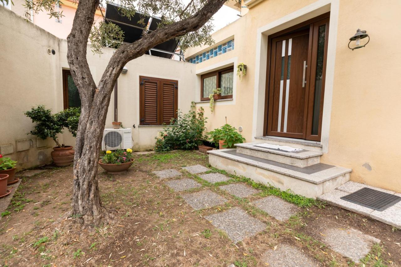 Theo'S Rooms Olbia Ngoại thất bức ảnh
